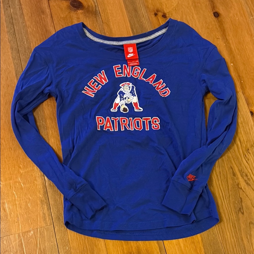 Nike New England Patriots Blue Long Sleeve Shirt